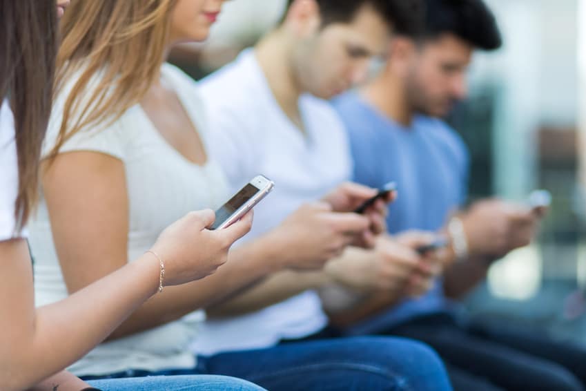 Interdiction du smartphone au collège : pourquoi c’est une bonne chose ?
